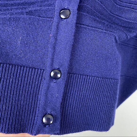 Cable and Gauge Cardigan - Picture 2 of 5